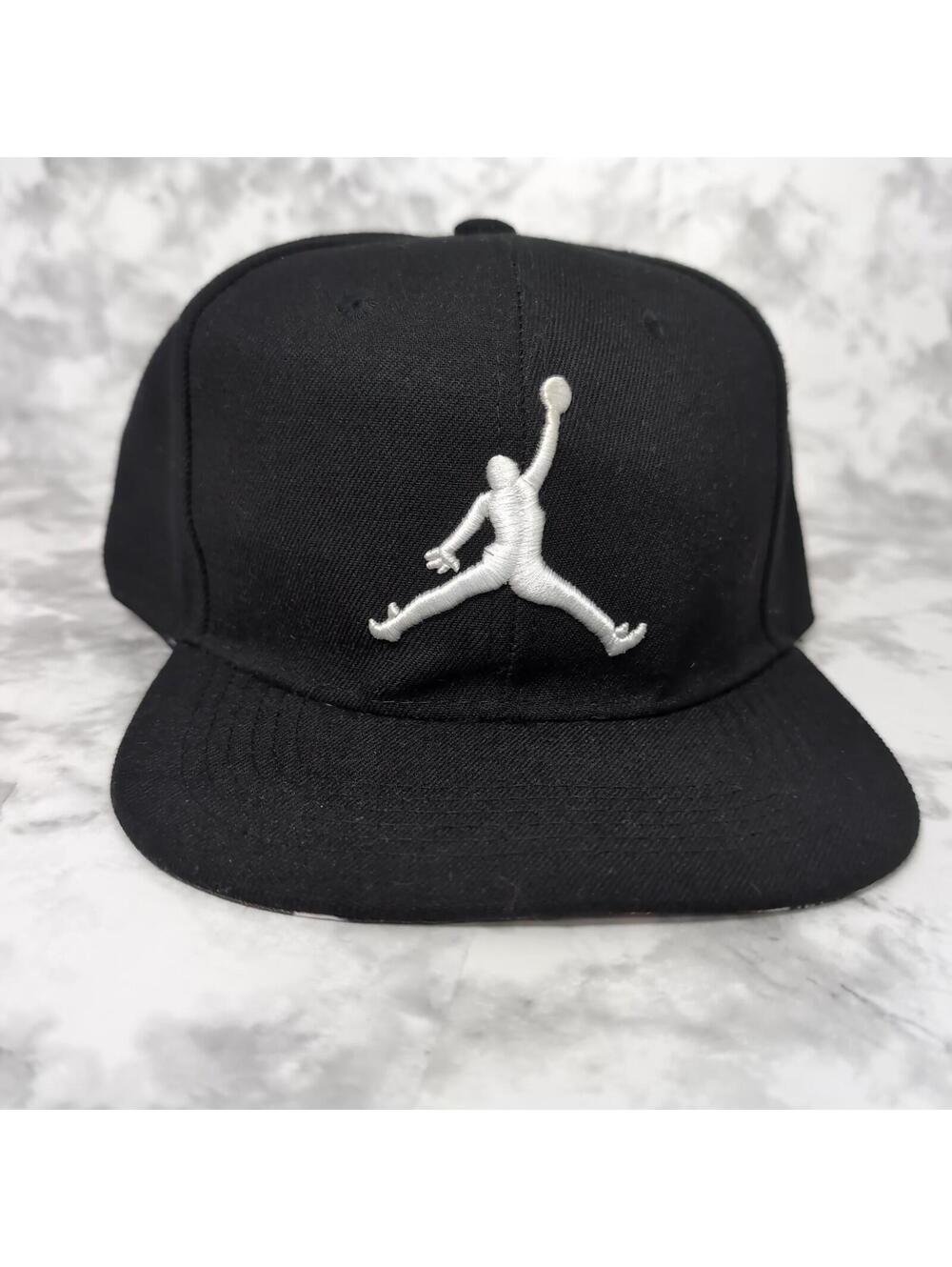 Jordan Pro Jumpman Snapback Hat - In The Classic Black/Anthracite